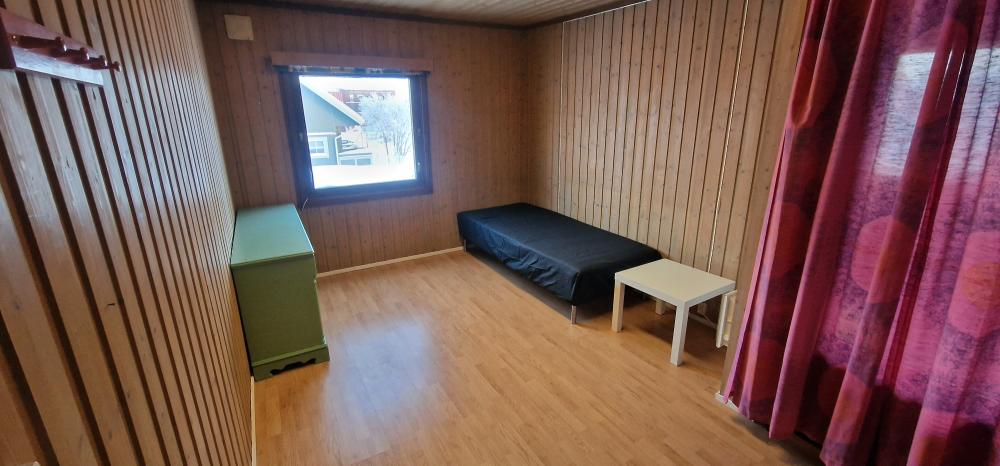 Do wynajecia duży pokój w spokojnej okolicy