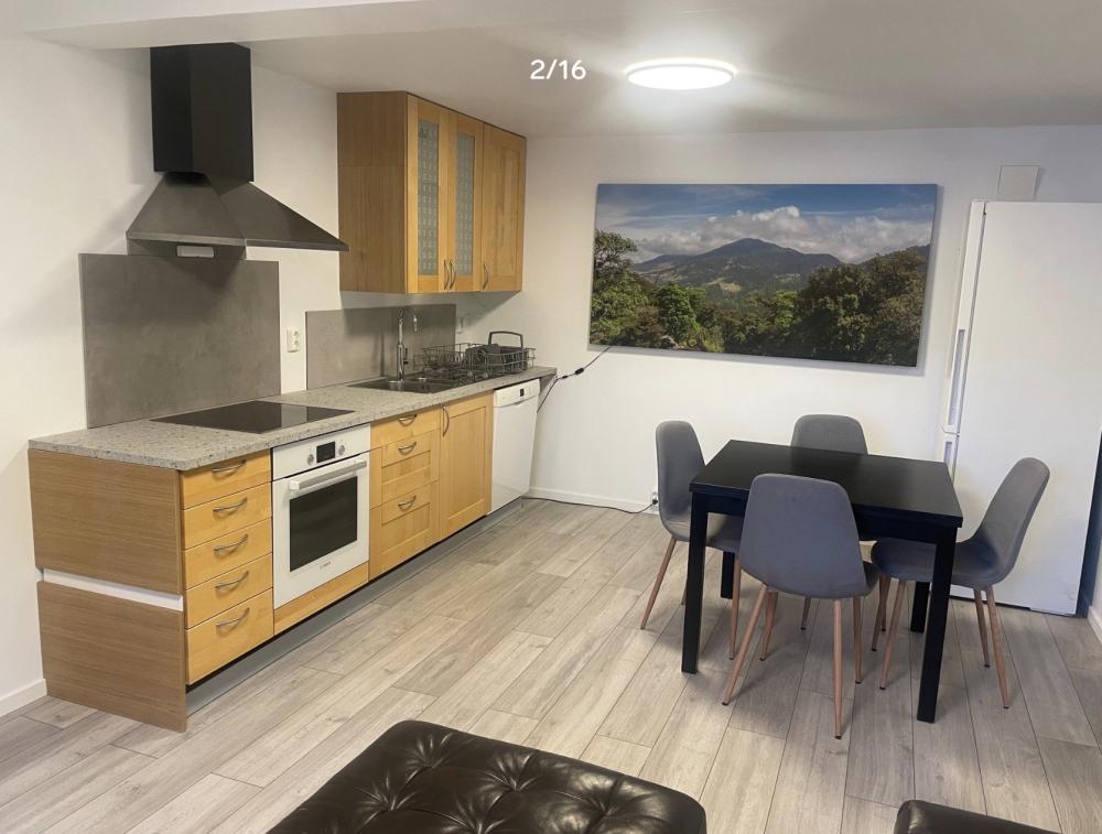 Hybel 45m2  w domu z osobnym wejściem. Możliwość wynajęcia garazu