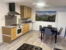 Hybel 45m2  w domu z osobnym wejściem. Możliwość wynajęcia garazu