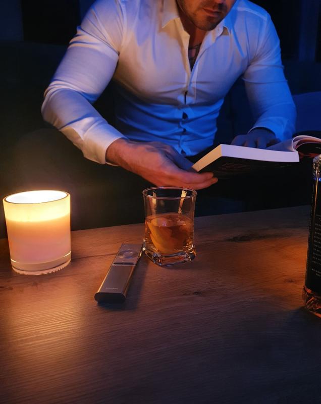 Ciekawy,zdecydowany i realny