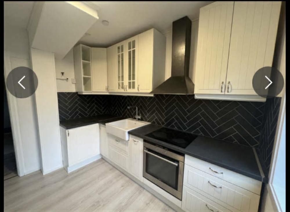 Pokoj ,blisko Lysaker, Lilleaker, CC Vest