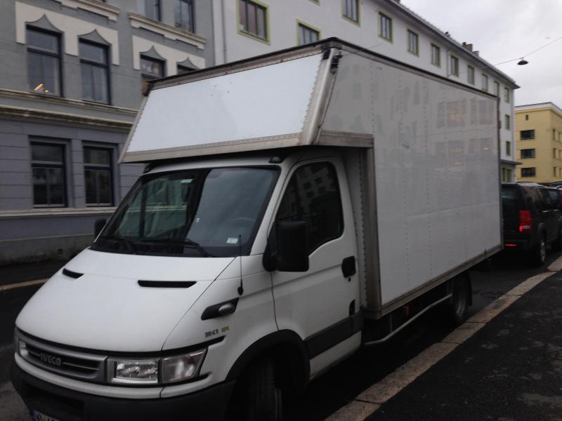 SPRZEDAM IVECO KONTENER