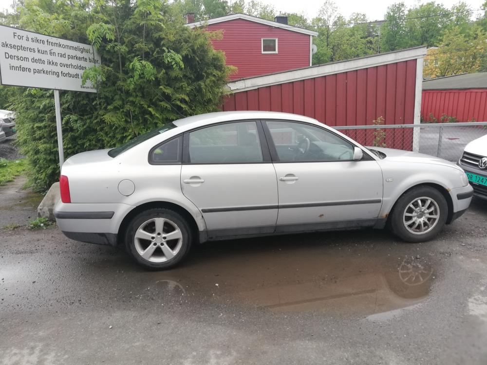 VW Passat