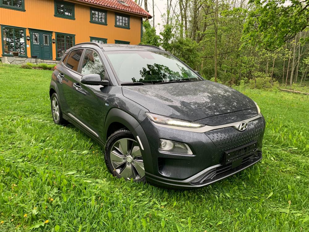 Hyundai Kona 64KW-204HK/ALT UTSTYR+ SKINN+ TEKNIKK PAKKE+ SOLTAK+Nowe auto