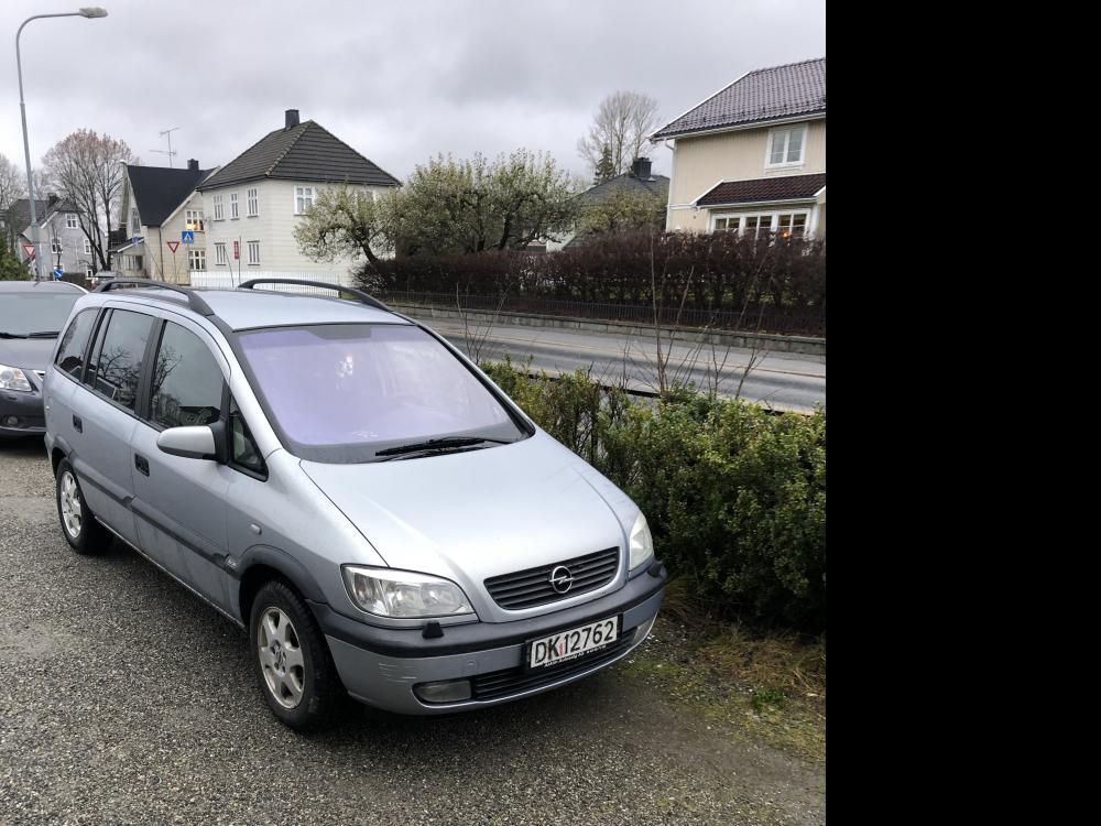 Opel zafira 2001 rok