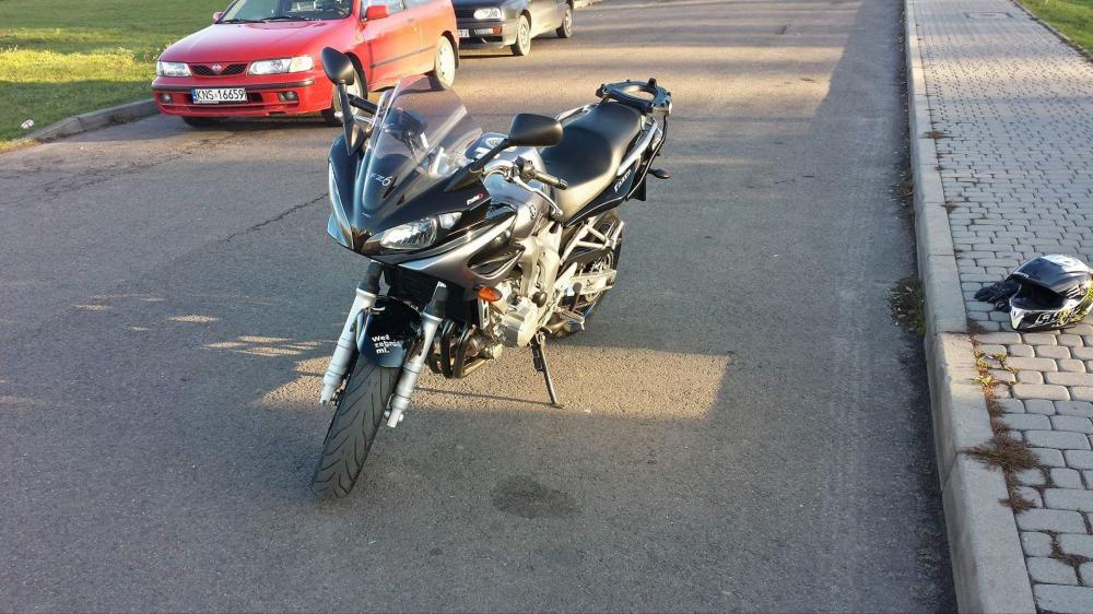 Yamaha Fazer 600