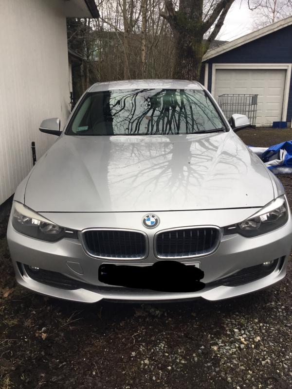 BMW F30 SEDAN