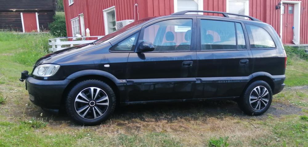 Sprzedam Opel zafira 2,0 TD