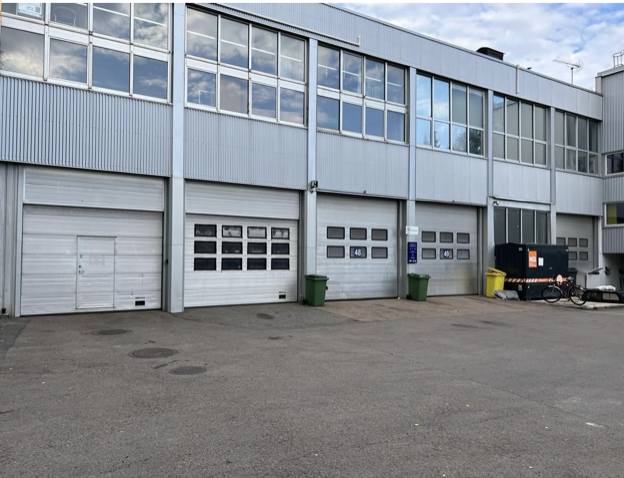 EU Kontroll od reki, service i naprawa samochodow - autor oraz sprzedaz samochodow