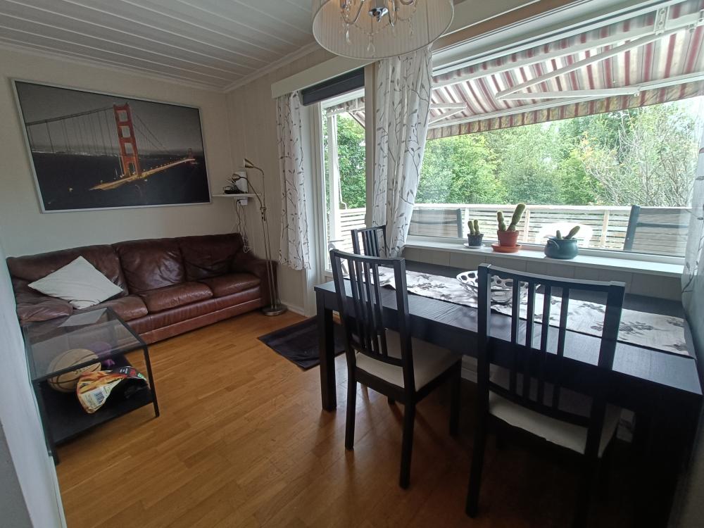 Pokój na Høybråten - Oslo - cisza, spokój i porządek od 1.12